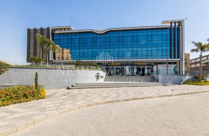 Office Space - Studio - 1 Bathroom for sale in American University Housing District - 5th Settlement Compounds - The 5th Settlement - New Cairo City - Cairo