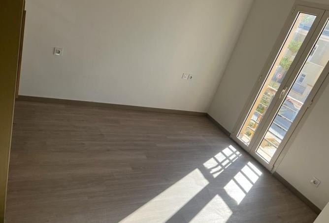 98823027 - صورة العقار 2