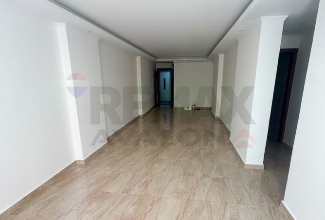 100928080 - Property Image 2