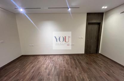 Apartment - 3 Bedrooms - 3 Bathrooms for sale in Eastown - 5th Settlement Compounds - The 5th Settlement - New Cairo City - Cairo