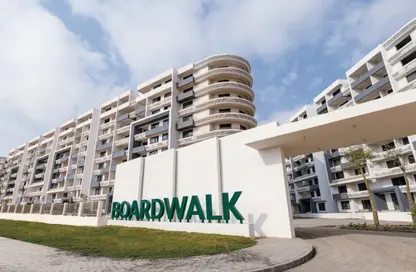Apartment - 3 Bedrooms - 3 Bathrooms for sale in Boardwalk - New Capital City - Cairo