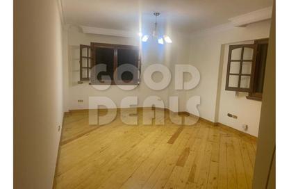 Apartment - 4 Bedrooms - 3 Bathrooms for sale in Abou Al Karamat St. - Al Agouza - Giza