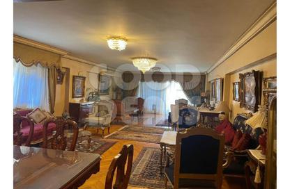 Apartment - 4 Bedrooms - 3 Bathrooms for sale in Abou Al Karamat St. - Al Agouza - Giza