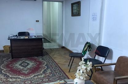 Office Space - Studio - 1 Bathroom for rent in Abdel Salam Aref St. - Glim - Hay Sharq - Alexandria