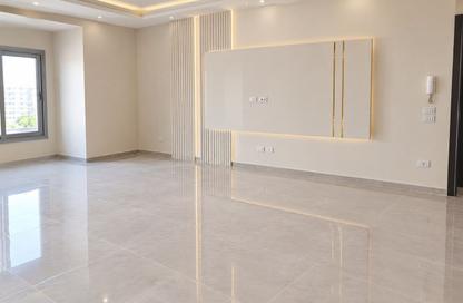 Apartment - 2 - 2 for rent in Palm Hills Village Gate - South Investors Area - New Cairo City - Cairo