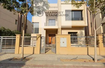 Villa - 4 Bedrooms - 5 Bathrooms for sale in Alma - 2nd District - Sheikh Zayed City - Giza