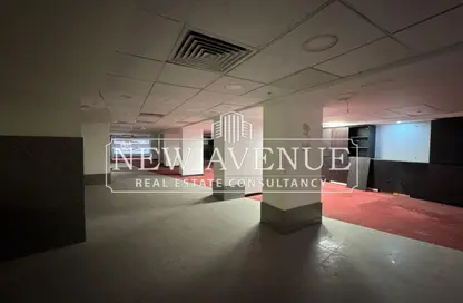 محل - استوديو - 2 حمامات للبيع في ميدان هليوبوليس - ميدان هليوبوليس - النزهة - القاهرة