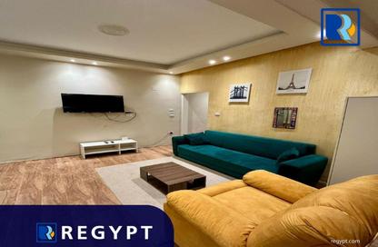 Apartment - Studio - 1 Bathroom for rent in Mohamed Maraashly St. - Zamalek - Cairo