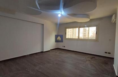 Apartment - 3 Bedrooms - 1 Bathroom for rent in El Mearag City - Zahraa El Maadi - Hay El Maadi - Cairo