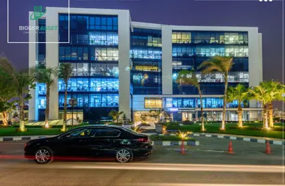 Office Space - 4 Bedrooms - 2 Bathrooms for rent in Street 70 - District 1 - The 5th Settlement - New Cairo City - Cairo
