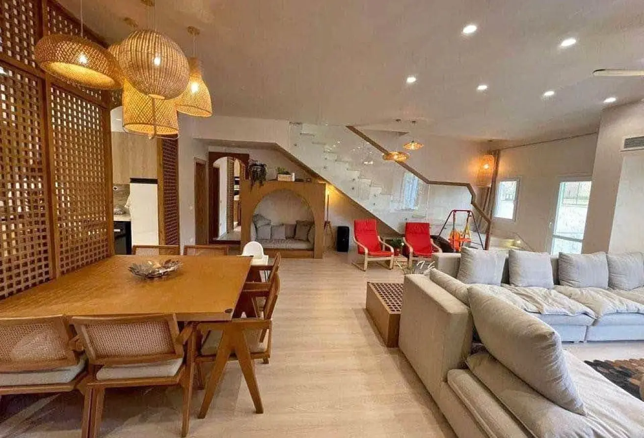 99803921 - Property Main Image