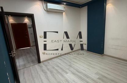 Clinic - Studio - 1 Bathroom for rent in The 5th Settlement - New Cairo City - Cairo