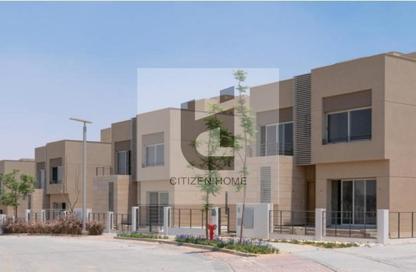Villa - 5 Bedrooms - 5 Bathrooms for sale in Palm Hills New Cairo - 5th Settlement Compounds - The 5th Settlement - New Cairo City - Cairo