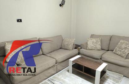Apartment - 2 Bedrooms - 1 Bathroom for rent in Ibrahim El Lakany St. - Roxy - Heliopolis - Masr El Gedida - Cairo