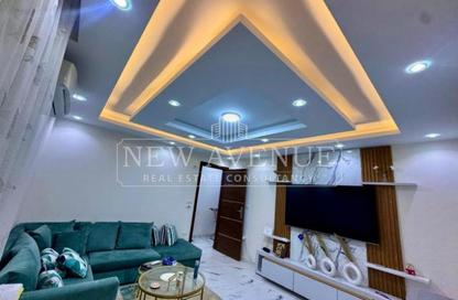 Apartment - 3 Bedrooms - 2 Bathrooms for sale in Green 3 - 2nd District - Sheikh Zayed City - Giza