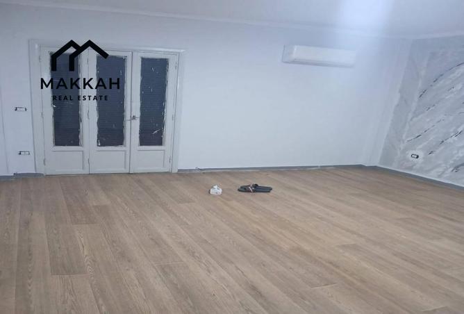 70623046 - Property Image 2