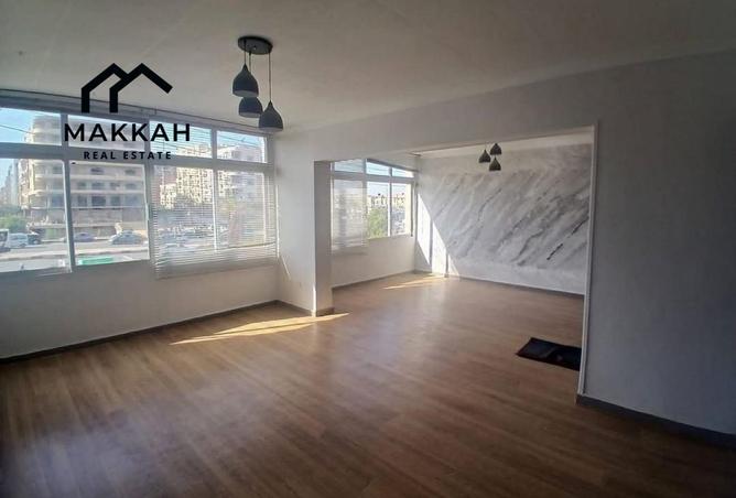 70623046 - Property Main Image