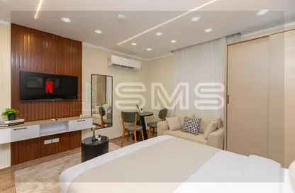 شقة - 1 حمام للايجار في غرب الجولف - كمبوندات القطامية - القطامية - مدينة القاهرة الجديدة - القاهرة