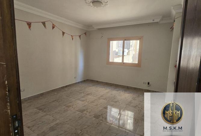 8569902 - Property Image 2