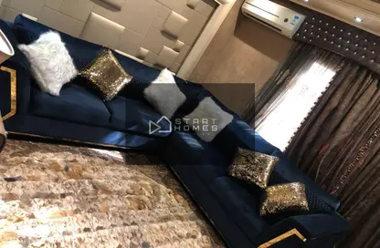 Apartment - 2 Bedrooms - 1 Bathroom for rent in El Rehab Extension - Al Rehab - New Cairo City - Cairo