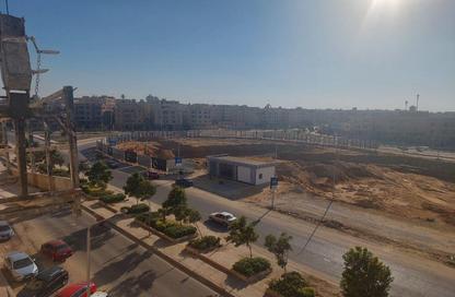 Apartment - 3 Bedrooms - 3 Bathrooms for sale in 6th Area East - Shorouk City - Cairo