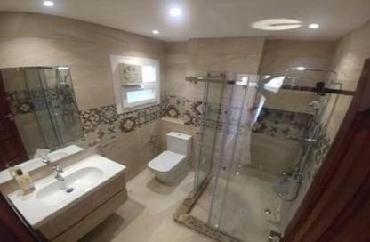 Apartment - 3 Bedrooms - 2 Bathrooms for sale in Mahmoud Azmy St. - Zamalek - Cairo