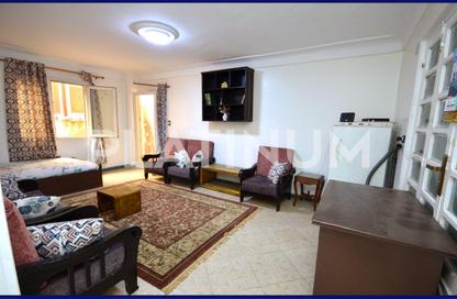 Apartment - 3 Bedrooms - 2 Bathrooms for sale in Al Geish Road - Glim - Hay Sharq - Alexandria