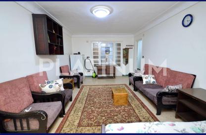 Apartment - 3 Bedrooms - 2 Bathrooms for sale in Al Geish Road - Glim - Hay Sharq - Alexandria