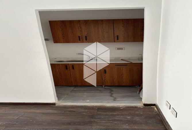 8600902 - Property Image 2