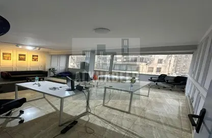 مساحات مكتبية - 3 غرف نوم - 2 حمامات للايجار في شارع مصدق - الدقي - الجيزة