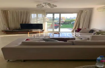 منزل مزدوج - 4 غرف نوم - 4 حمامات للبيع في العين باي - العين السخنة - السويس