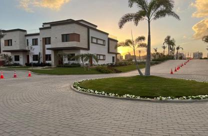 Villa - 6 Bedrooms - 6 Bathrooms for sale in Azzar 2 - 5th Settlement Compounds - The 5th Settlement - New Cairo City - Cairo