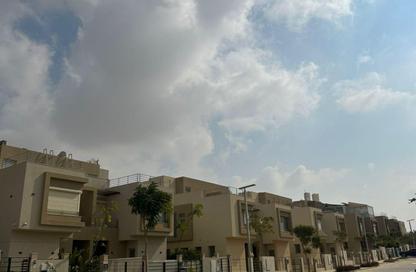 Apartment - 3 Bedrooms - 2 Bathrooms for sale in Palm Hills New Cairo - 5th Settlement Compounds - The 5th Settlement - New Cairo City - Cairo