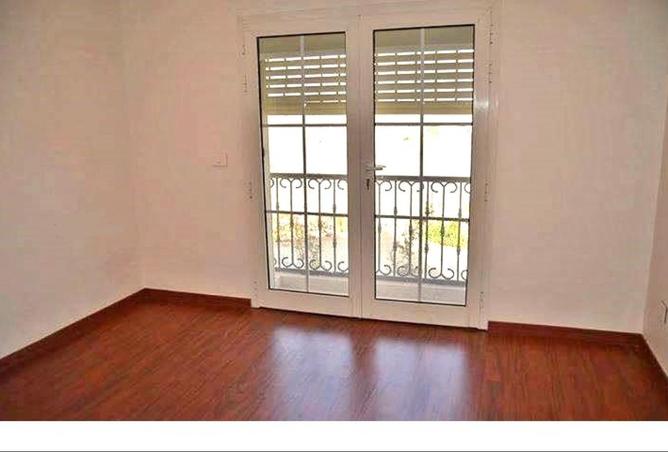 8621385 - Property Image 2