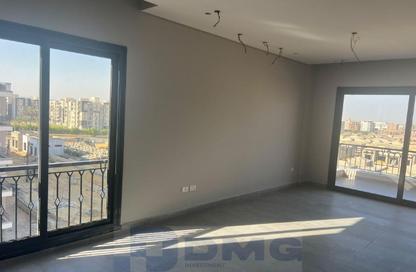 Apartment - 3 - 3 for sale in Village West - Sheikh Zayed Compounds - Sheikh Zayed City - Giza