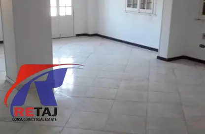 Apartment - 3 Bedrooms - 2 Bathrooms for sale in Dr Hassan Al Sherif St. - 8th Zone - Nasr City - Cairo