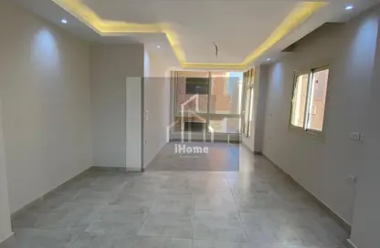 Apartment - 2 Bedrooms - 1 Bathroom for rent in Al Andalus Buildings - Al Andalus District - New Cairo City - Cairo