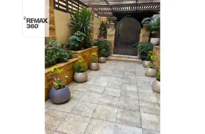 Apartment - 3 Bedrooms - 2 Bathrooms for sale in Al Hadiqah Al Dawliyah - 7th District - Nasr City - Cairo