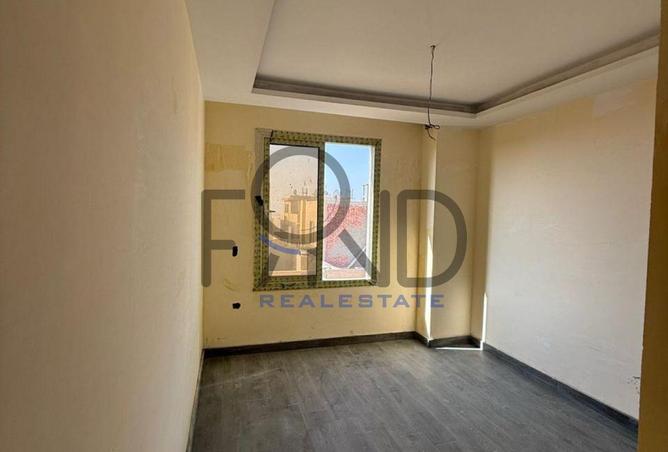 8706090 - Property Image 3