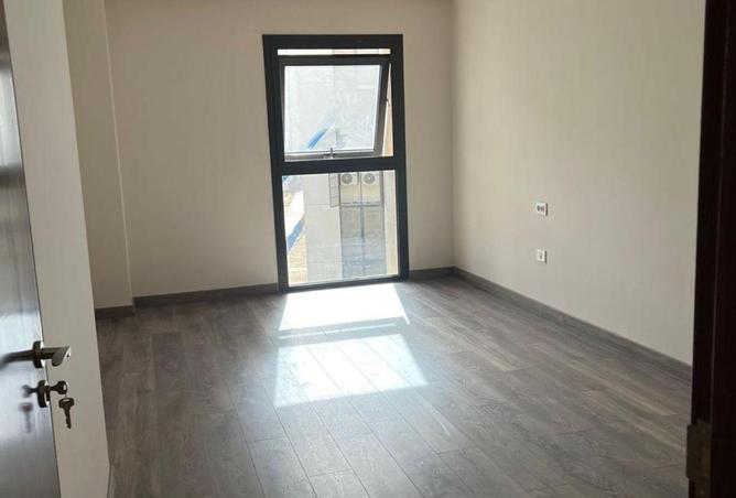 8584102 - Property Main Image