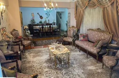 Apartment - 3 Bedrooms - 2 Bathrooms for sale in Al Fath St. - Janaklees - Hay Sharq - Alexandria