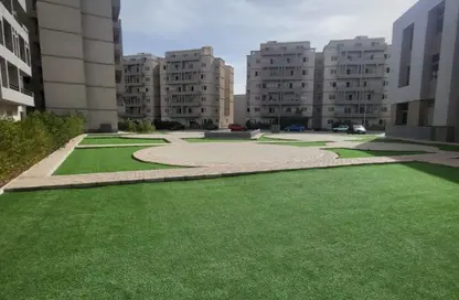 شقة - 4 غرف نوم - 3 حمامات للبيع في حدائق اكتوبر - مدينة 6 أكتوبر - الجيزة