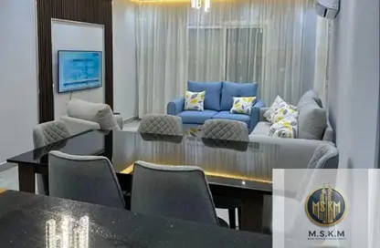 شقة - 3 غرف نوم - 2 حمامات للايجار في شارع طلعت مصطفي - الرحاب المرحلة الخامسة - الرحاب - مدينة القاهرة الجديدة - القاهرة