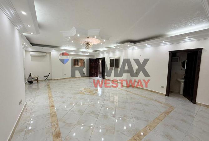 8572955 - Property Image 3