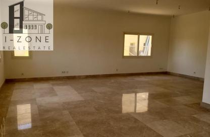 Villa - 4 Bedrooms - 3 Bathrooms for rent in Uptown Cairo - Mokattam - Cairo