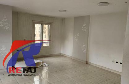 Apartment - 3 - 2 for sale in Abo Al Kasem El Mahdi St. - 7th District - Nasr City - Cairo