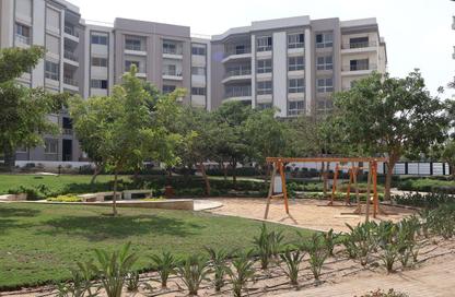Apartment - 3 Bedrooms - 3 Bathrooms for sale in Hyde Park - New Cairo City - Cairo