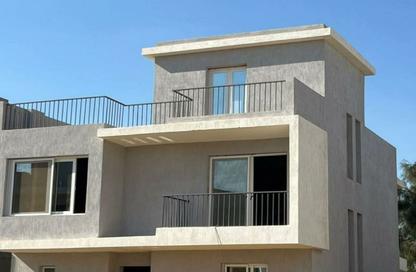 Villa - 3 - 4 for sale in Lake West - Sheikh Zayed Compounds - Sheikh Zayed City - Giza