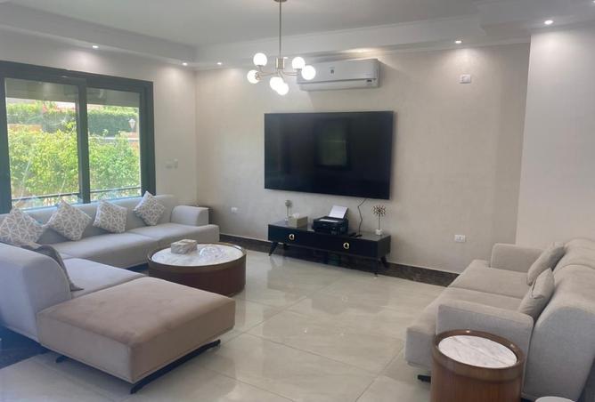 98002719 - Property Main Image