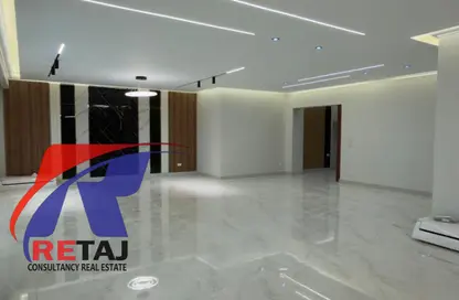 Apartment - 3 Bedrooms - 3 Bathrooms for sale in Al Nozha St. - Ard El Golf - Heliopolis - Masr El Gedida - Cairo